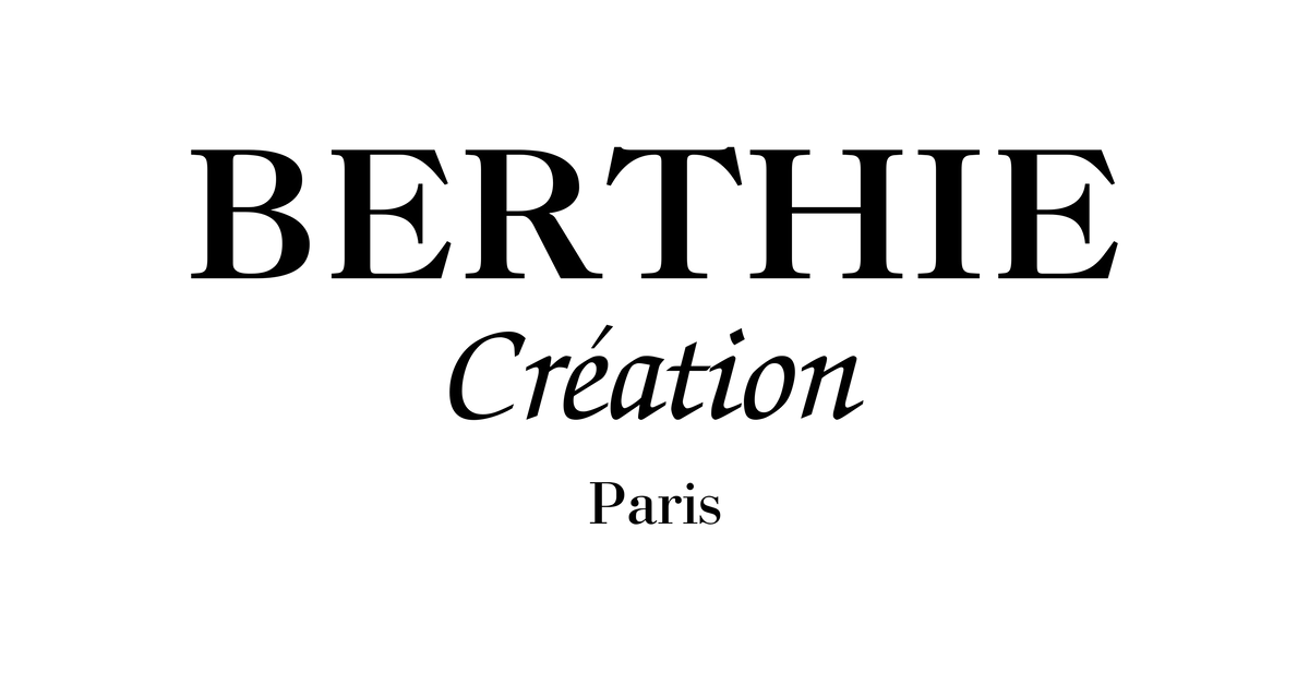 berthille ホワイト スクエアトート ユニセックス